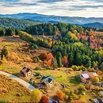Eco Art Of Living - еко къщи изкуството да живееш Vakantiehuis Pamporovo